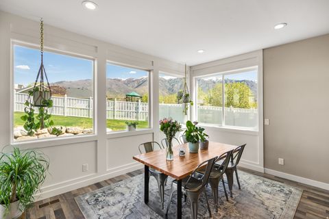 Tiny photo for 1437 E HOLLYHOCK CT, Layton, UT 84040 (MLS # 2149134)