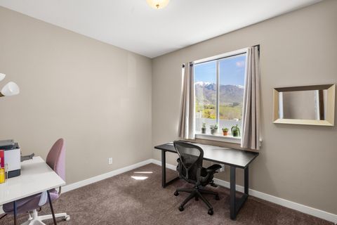 Tiny photo for 1437 E HOLLYHOCK CT, Layton, UT 84040 (MLS # 2149134)