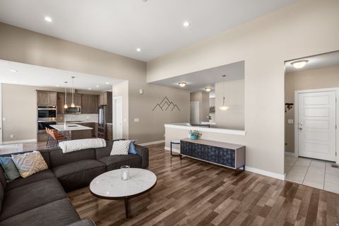 Tiny photo for 1437 E HOLLYHOCK CT, Layton, UT 84040 (MLS # 2149134)