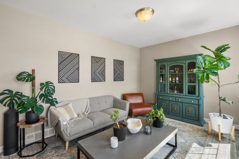 Tiny photo for 1437 E HOLLYHOCK CT, Layton, UT 84040 (MLS # 2149134)