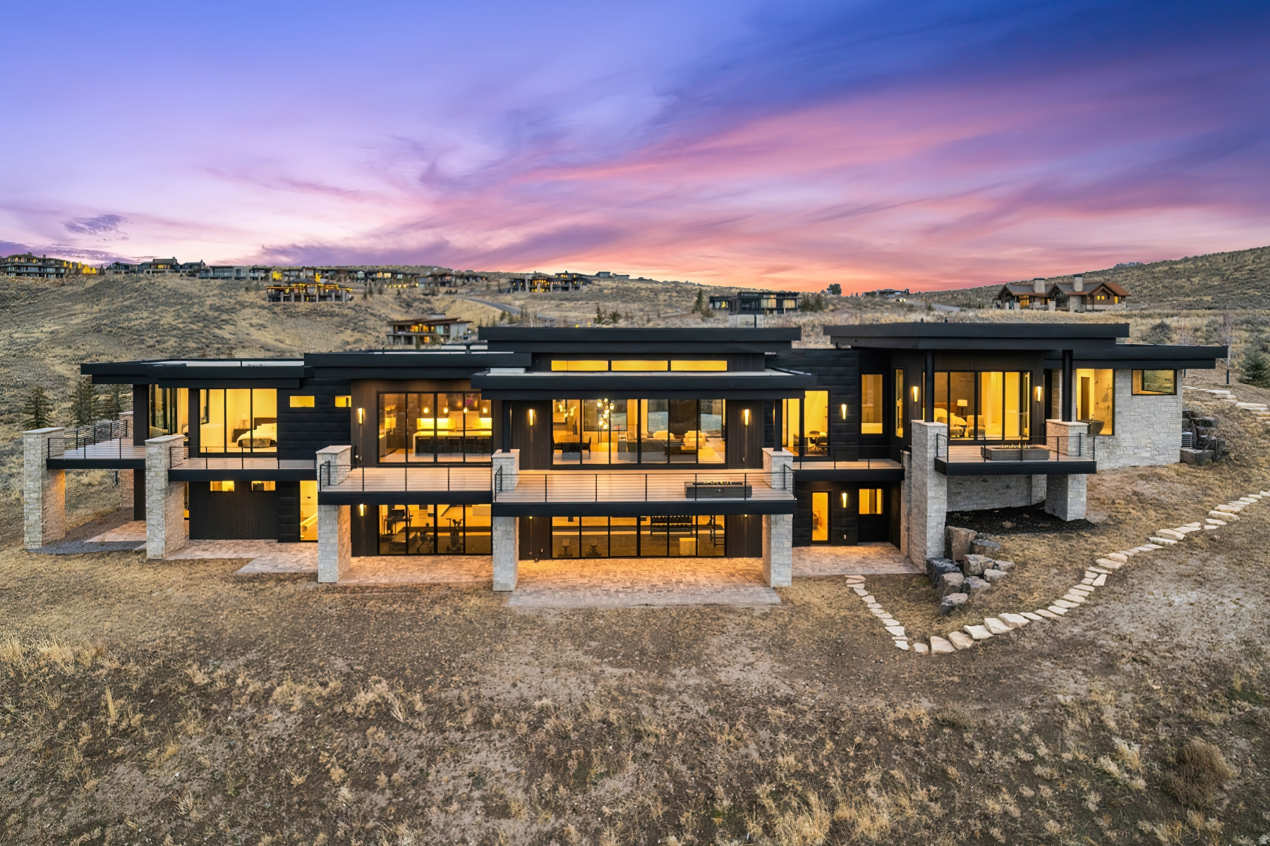 ELK RIDGE BLUFFS - Residential