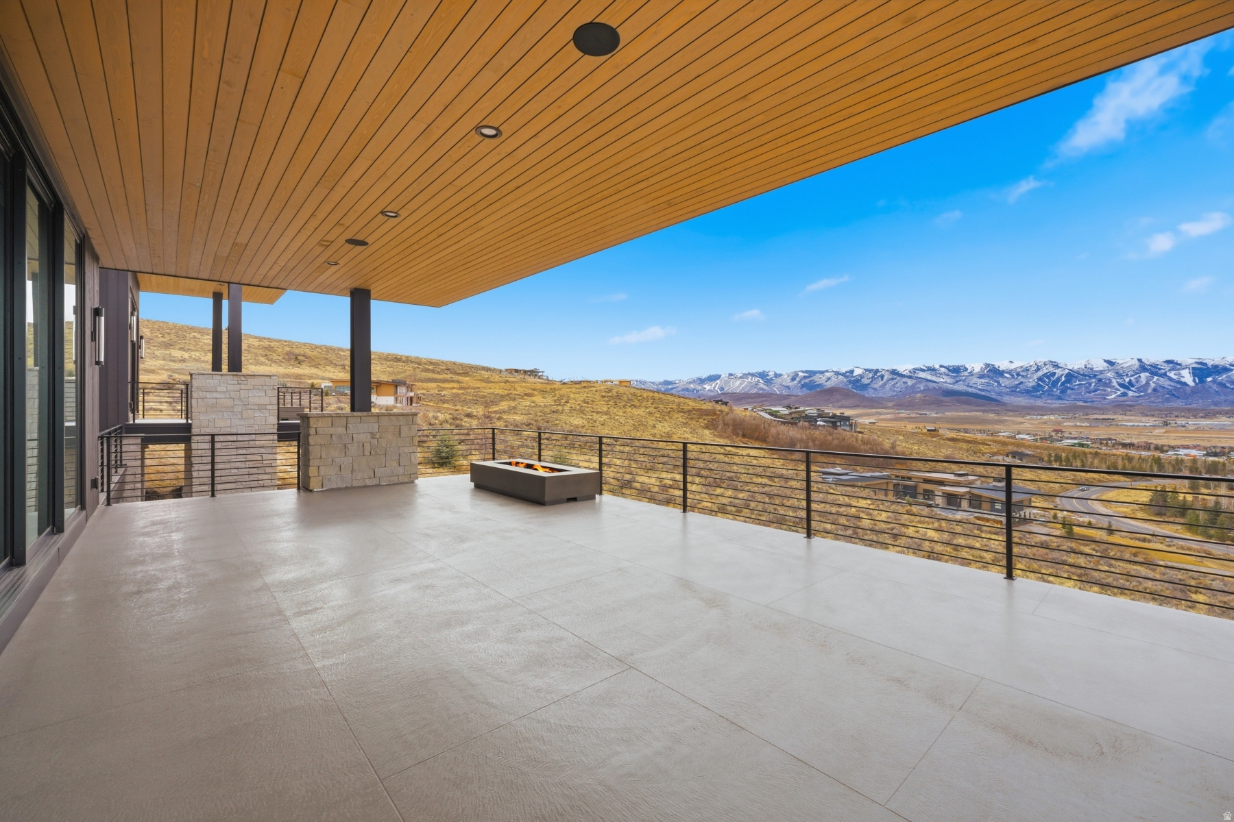 ELK RIDGE BLUFFS - Residential