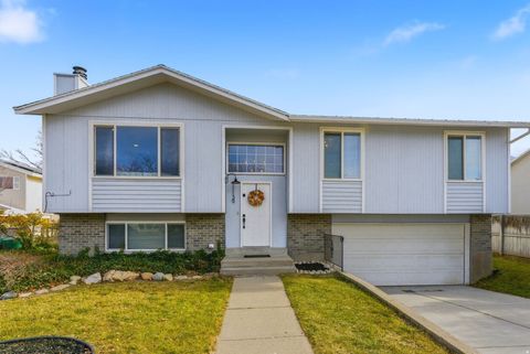 Photo of 11139 S 1330 E, Sandy, UT 84092 (MLS # 2125065)