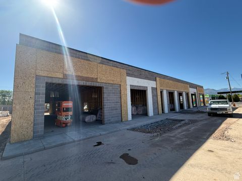 Photo of 385 S MAIN ST, Richfield, UT 84701 (MLS # 2087122)