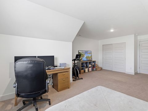 Tiny photo for 2354 W BOOTHILL DR W, Kaysville, UT 84037 (MLS # 2148261)
