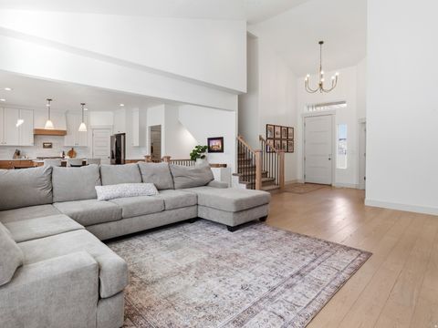 Tiny photo for 2354 W BOOTHILL DR W, Kaysville, UT 84037 (MLS # 2148261)