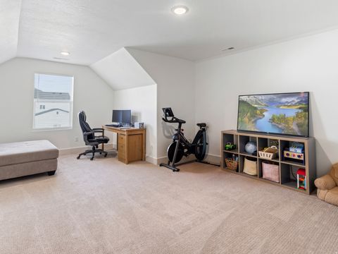 Tiny photo for 2354 W BOOTHILL DR W, Kaysville, UT 84037 (MLS # 2148261)