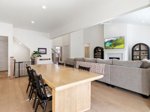 Tiny photo for 2354 W BOOTHILL DR W, Kaysville, UT 84037 (MLS # 2148261)