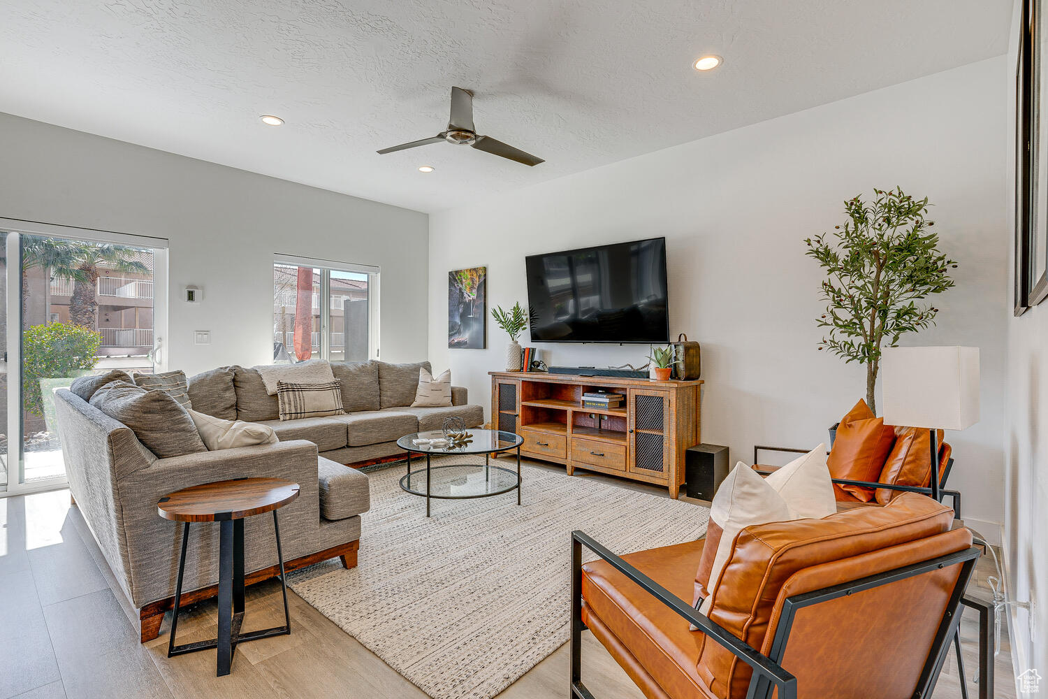 VUE AT GREEN VALLEY - Residential