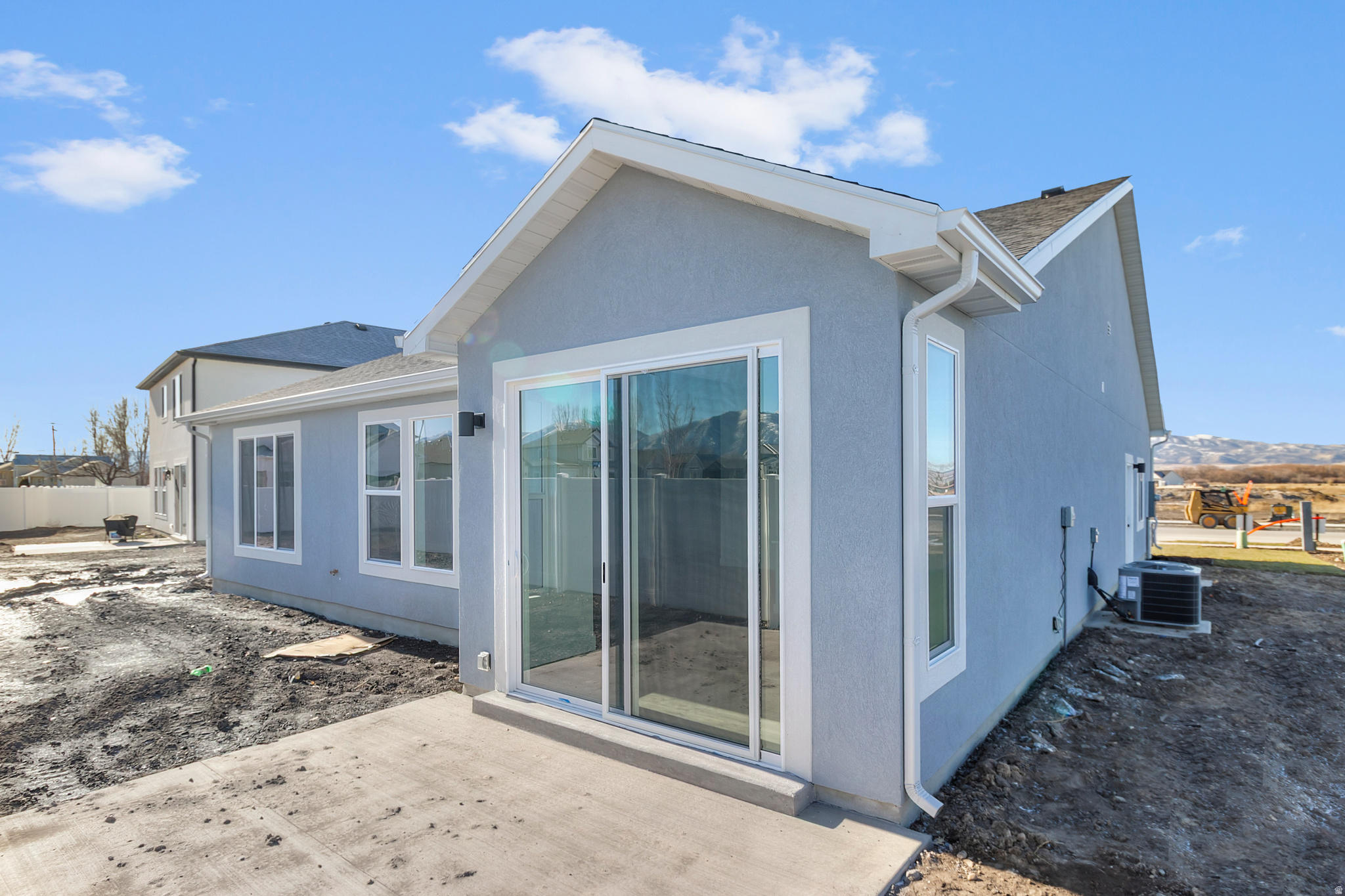 RIVERGATE - Residential