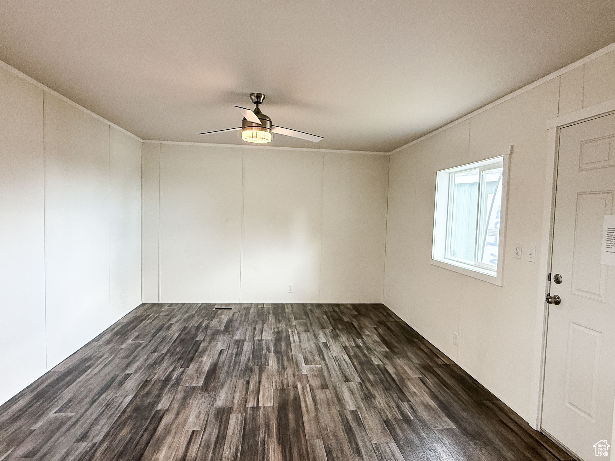 132 Barrington Way, Layton, Utah image 4