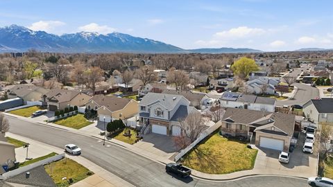 Tiny photo for 2293 W AUGUST FARMS CIR, West Valley City, UT 84119 (MLS # 2143514)