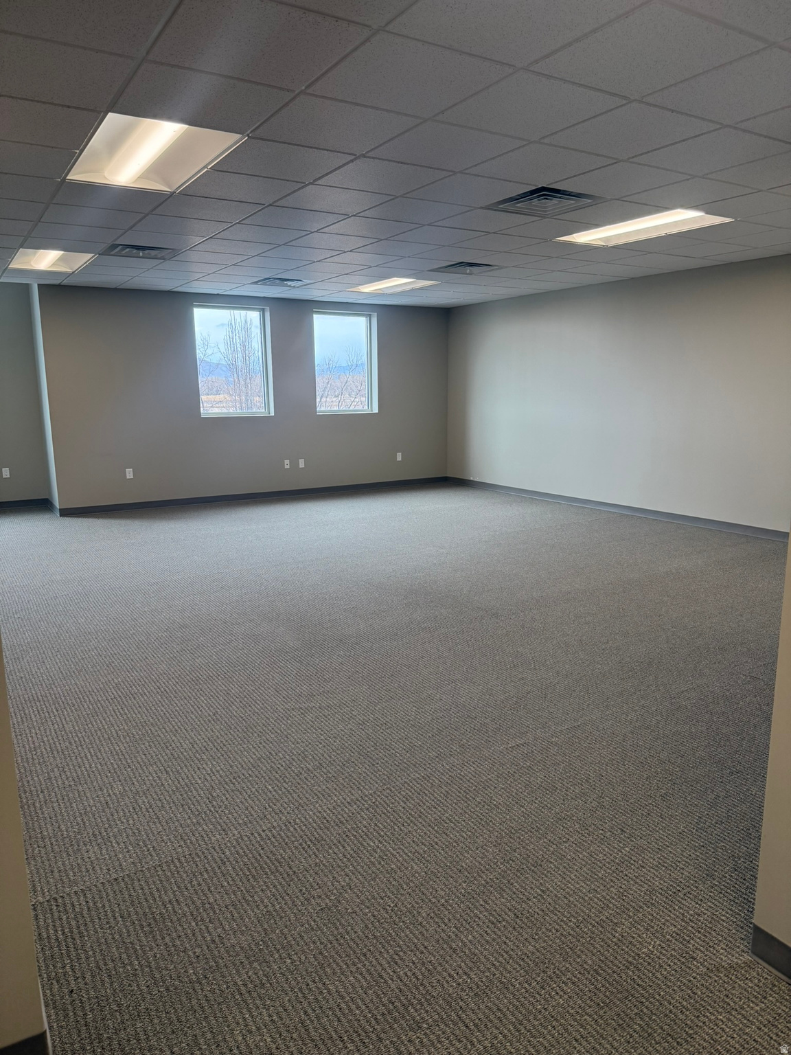 NORTHSHORE CORPORATION CENTER - Commercial Lease