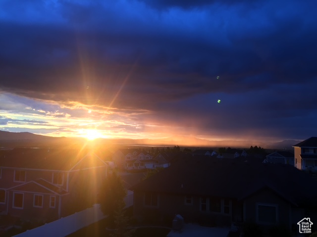 THE COVE - Residential