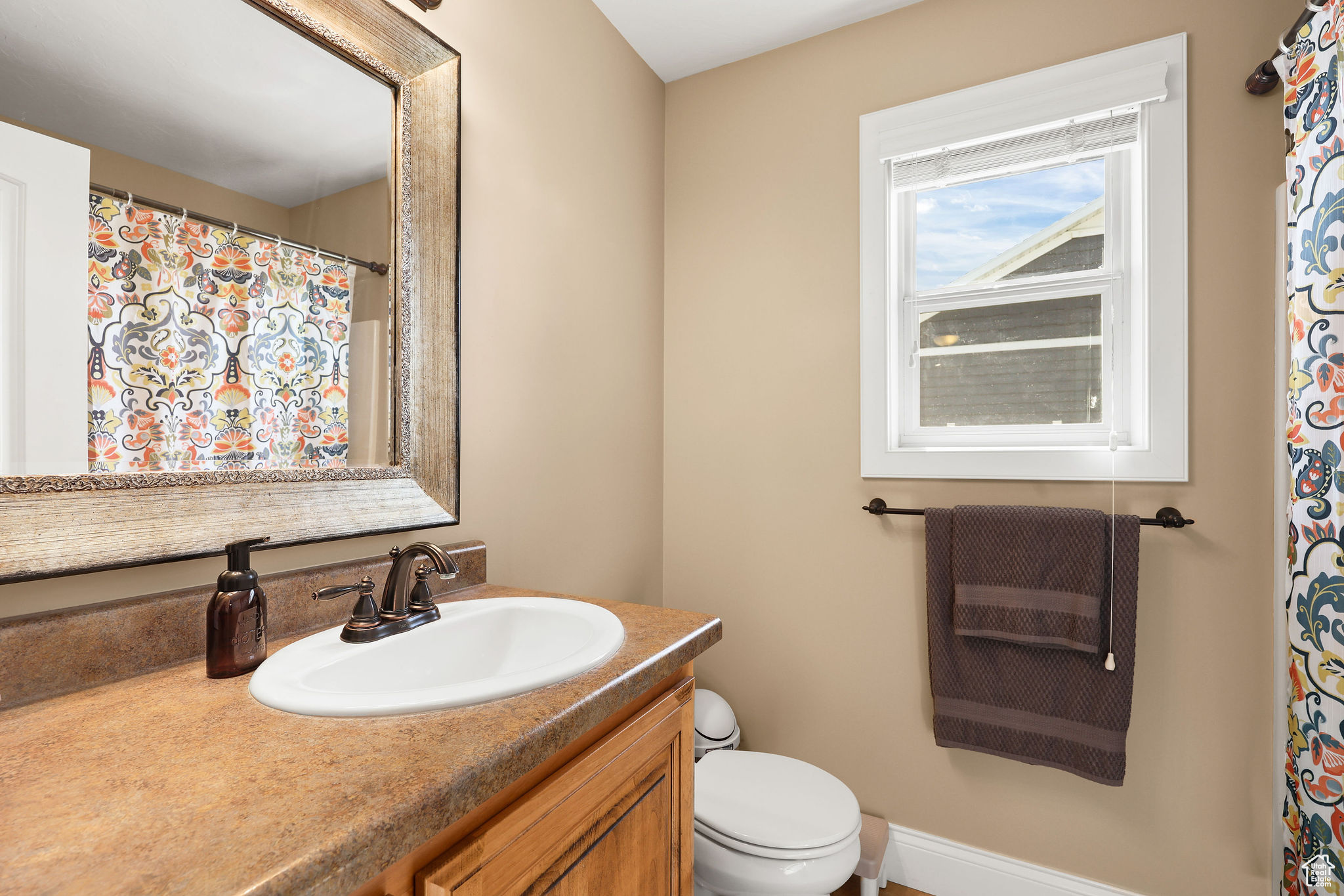 THE COVE - Residential