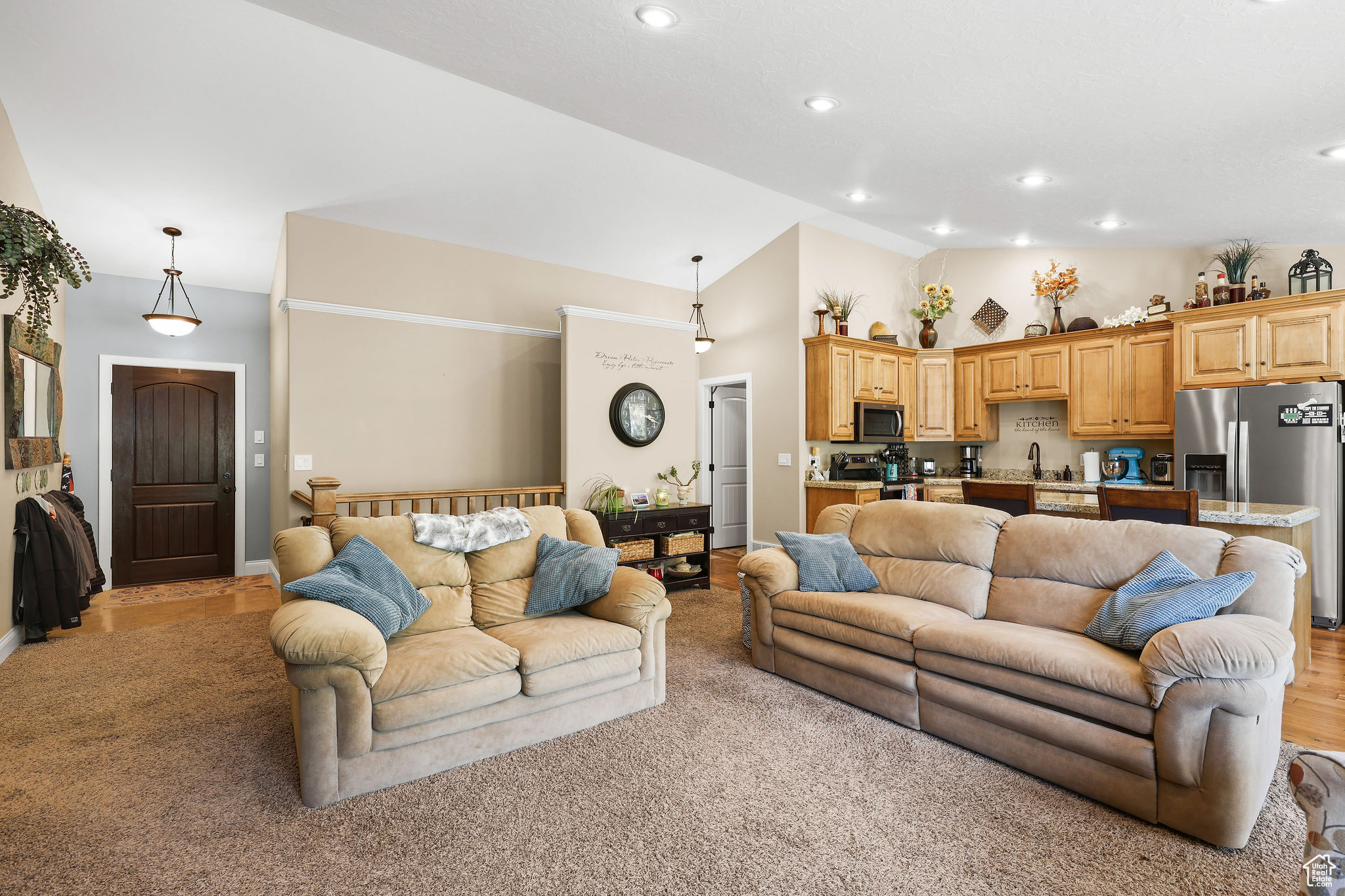 THE COVE - Residential