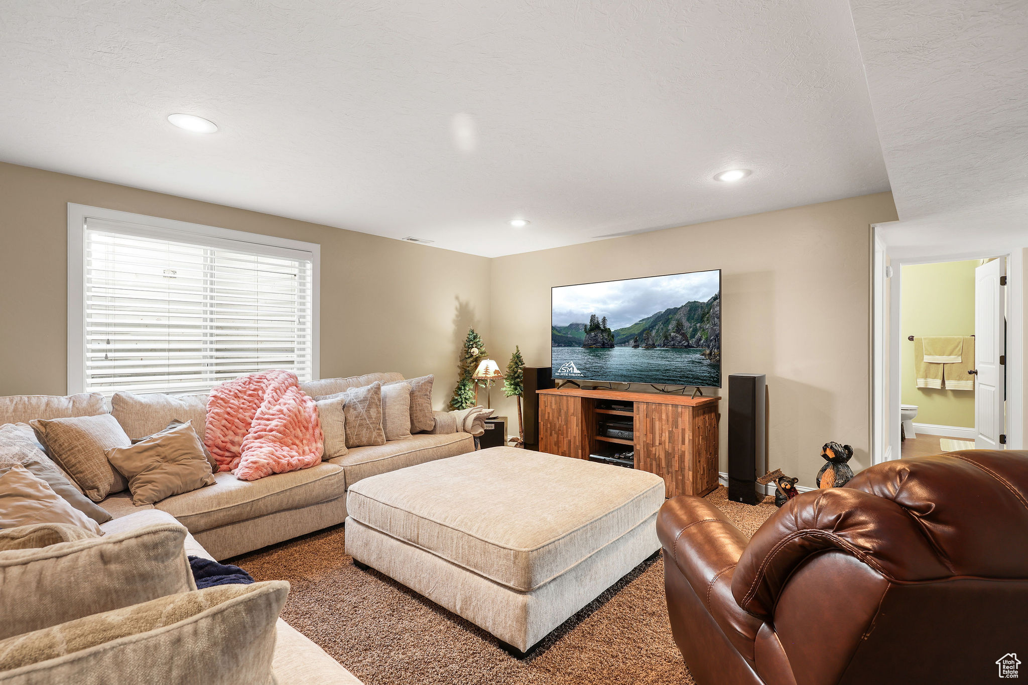 THE COVE - Residential