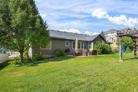 Tiny photo for 628 E COVE ST, Providence, UT 84332 (MLS # 2111332)