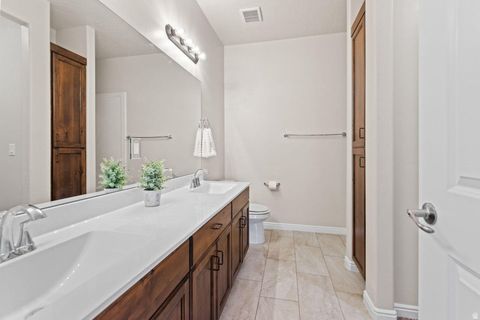 Tiny photo for 140 W CENTER ST #20, Ivins, UT 84738 (MLS # 2125592)