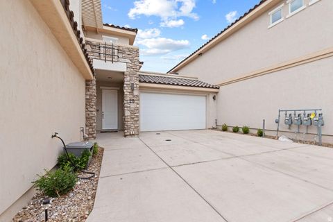 Tiny photo for 140 W CENTER ST #20, Ivins, UT 84738 (MLS # 2125592)