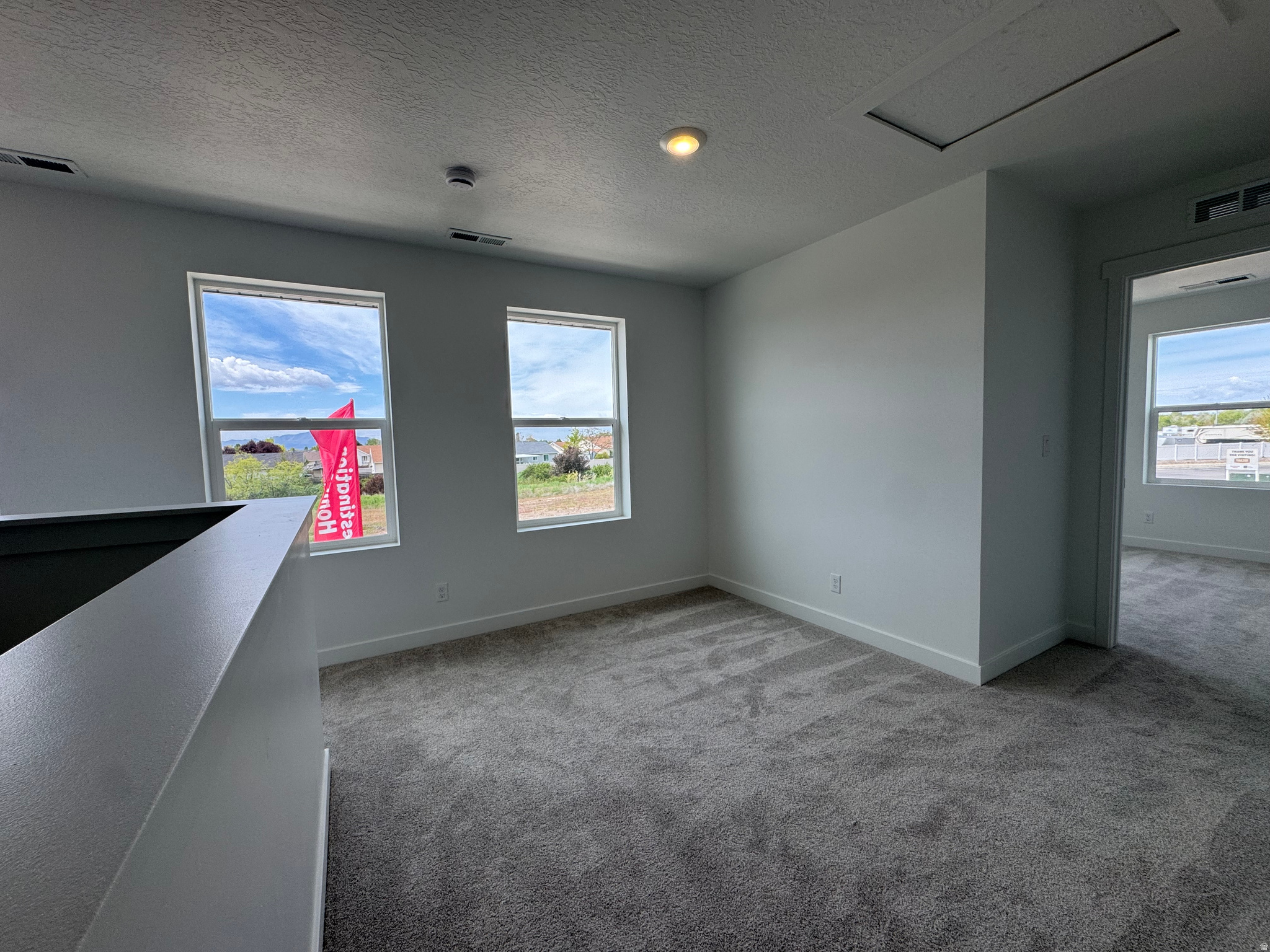 TRAILSIDE - Residential