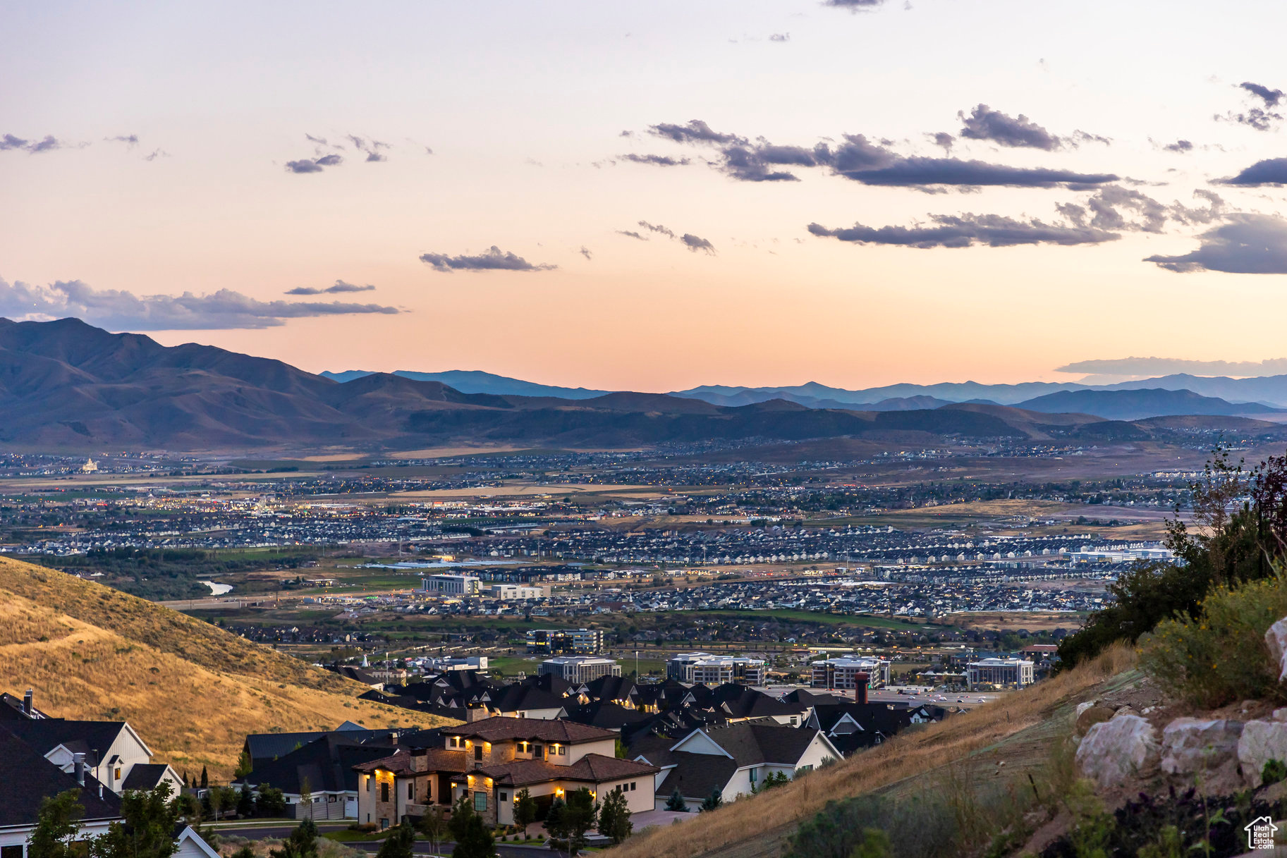 TRAVERSE MOUNTAIN - Residential