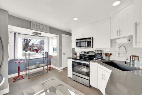 Tiny photo for 2864 S BEVERLY ST E, Salt Lake City, UT 84106 (MLS # 2125387)