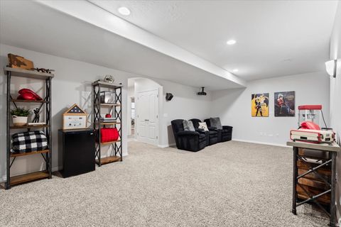 Tiny photo for 10984 S MANITOU WAY, South Jordan, UT 84009 (MLS # 2132930)