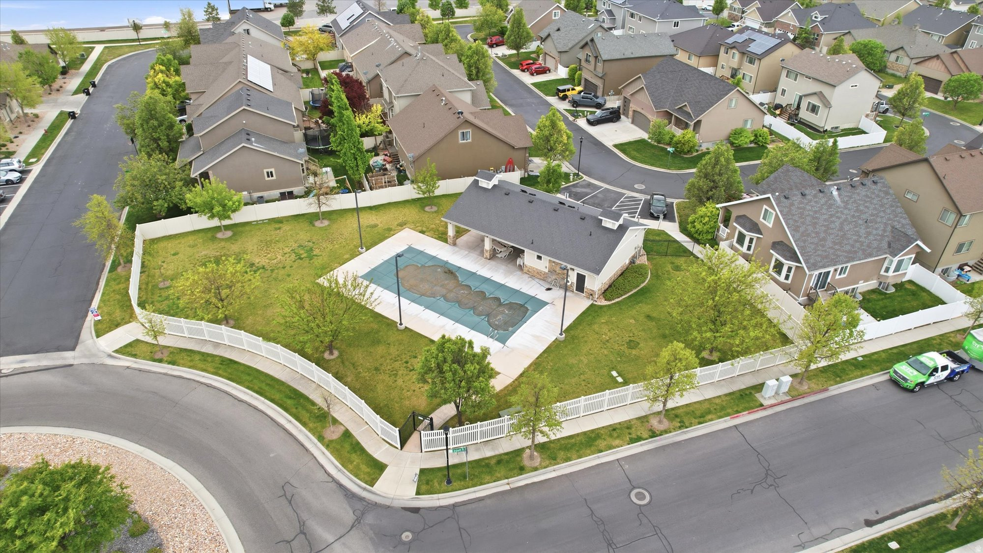 VALENTINE ESTATES - Residential