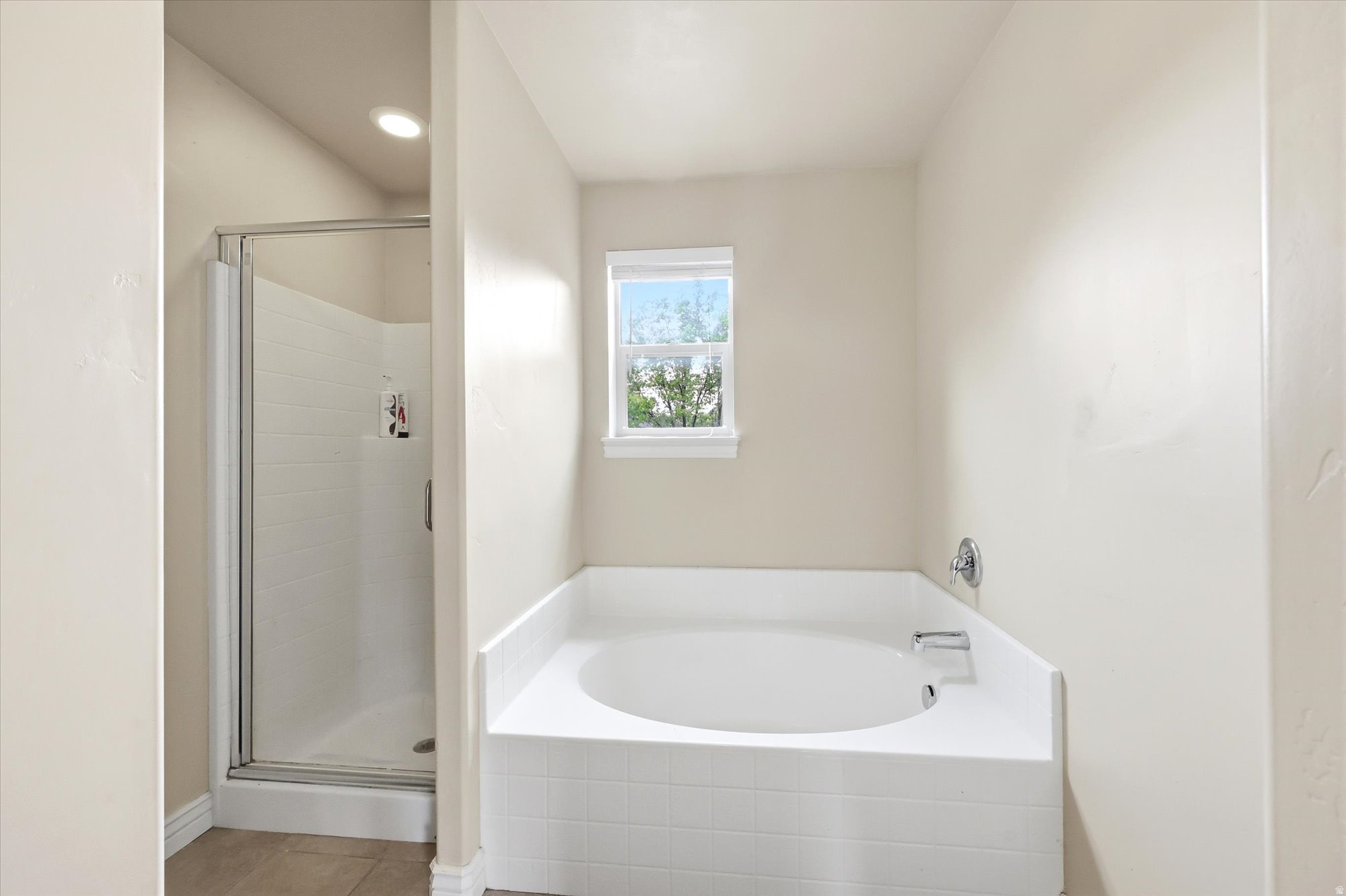 VALENTINE ESTATES - Residential