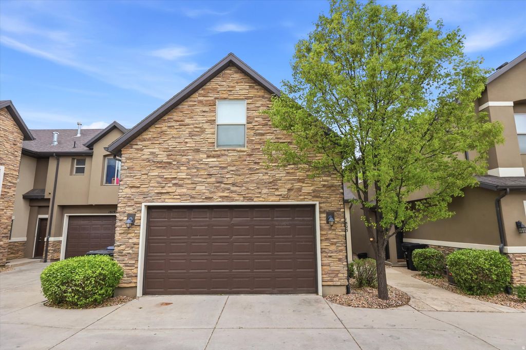 Photo of 1823 W 2300 S, Woods Cross, UT 84087 (MLS # 2153485)