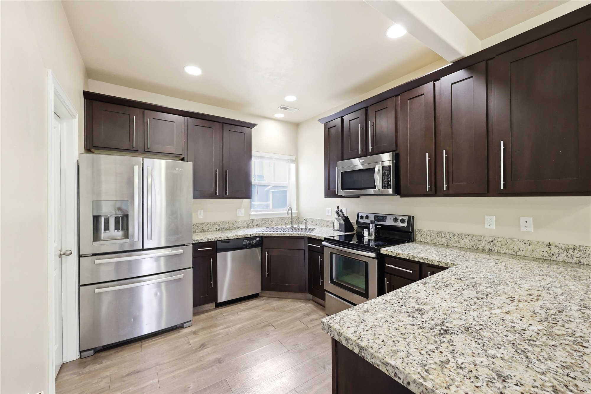 VALENTINE ESTATES - Residential