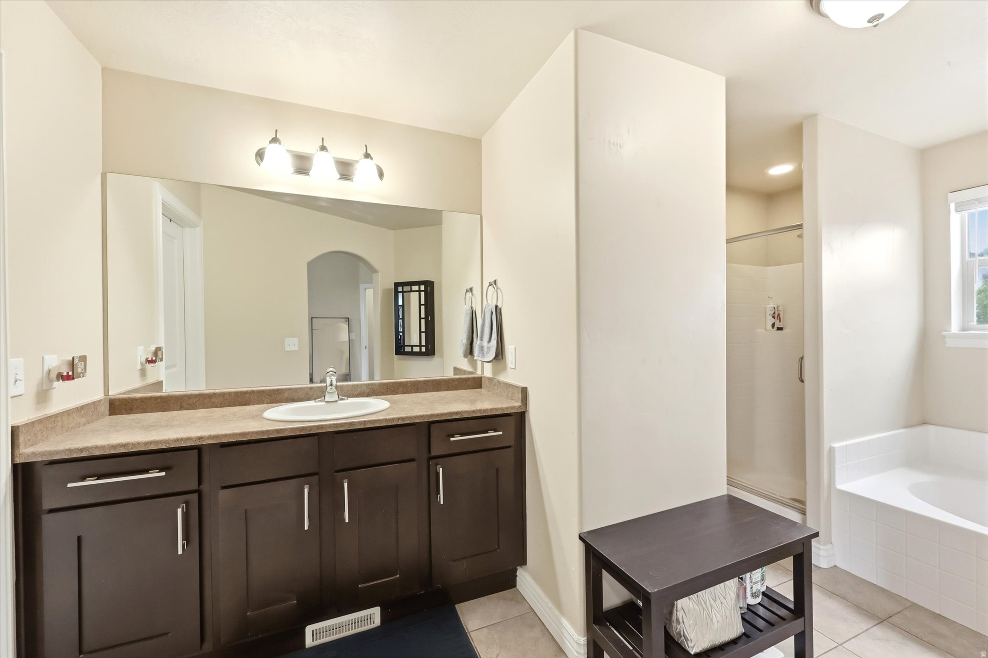 VALENTINE ESTATES - Residential