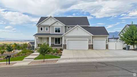 Photo of 37 E MEADOW LARK LN, Elk Ridge, UT 84651 (MLS # 2106906)