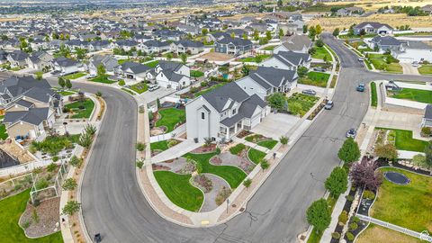 Tiny photo for 37 E MEADOW LARK LN, Elk Ridge, UT 84651 (MLS # 2106906)