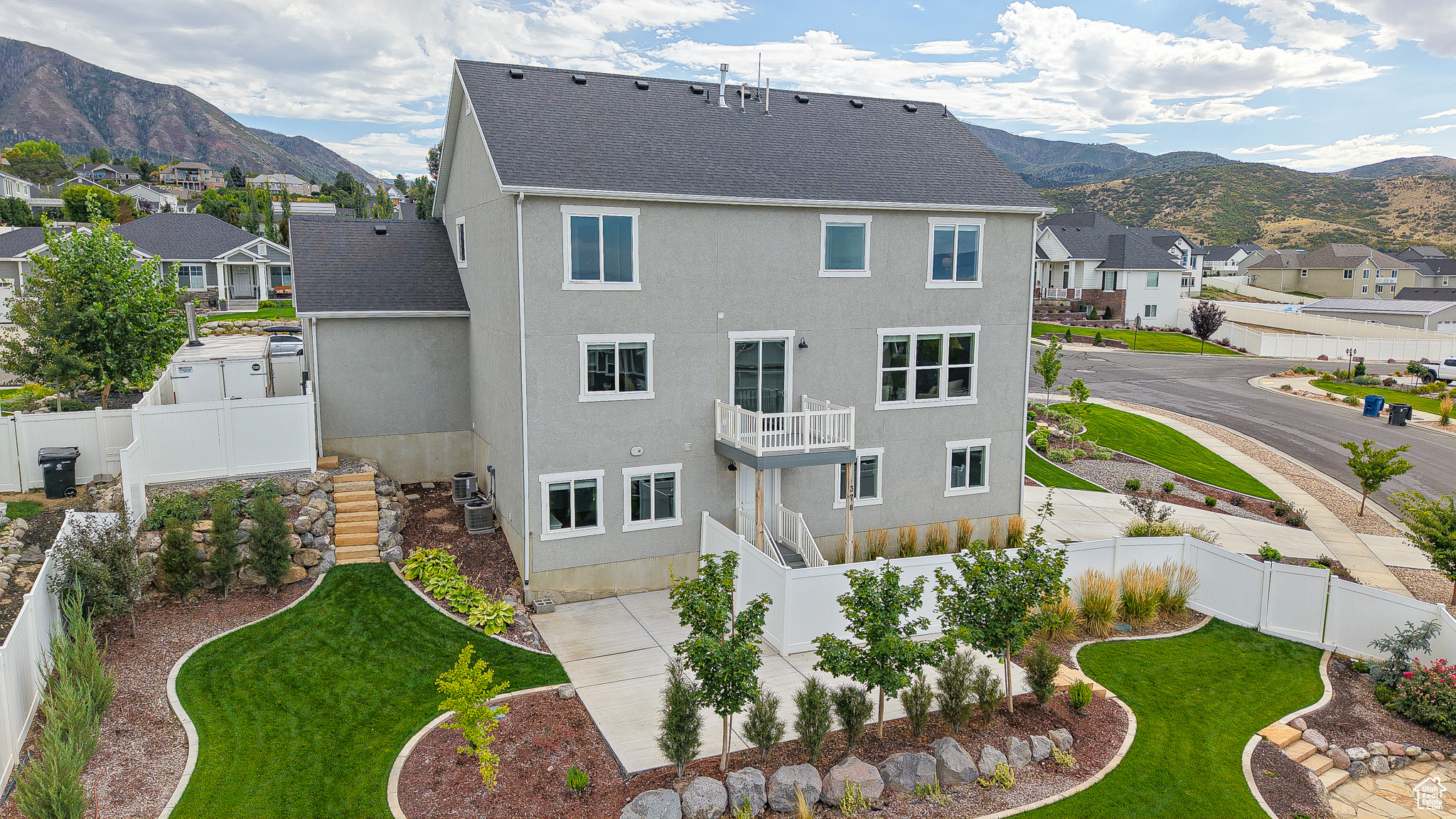HARRISON - Residential
