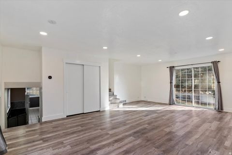 Tiny photo for 991 E 3150 N, North Ogden, UT 84414 (MLS # 2122526)