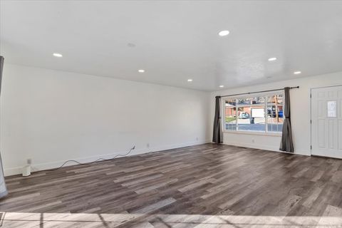 Tiny photo for 991 E 3150 N, North Ogden, UT 84414 (MLS # 2122526)