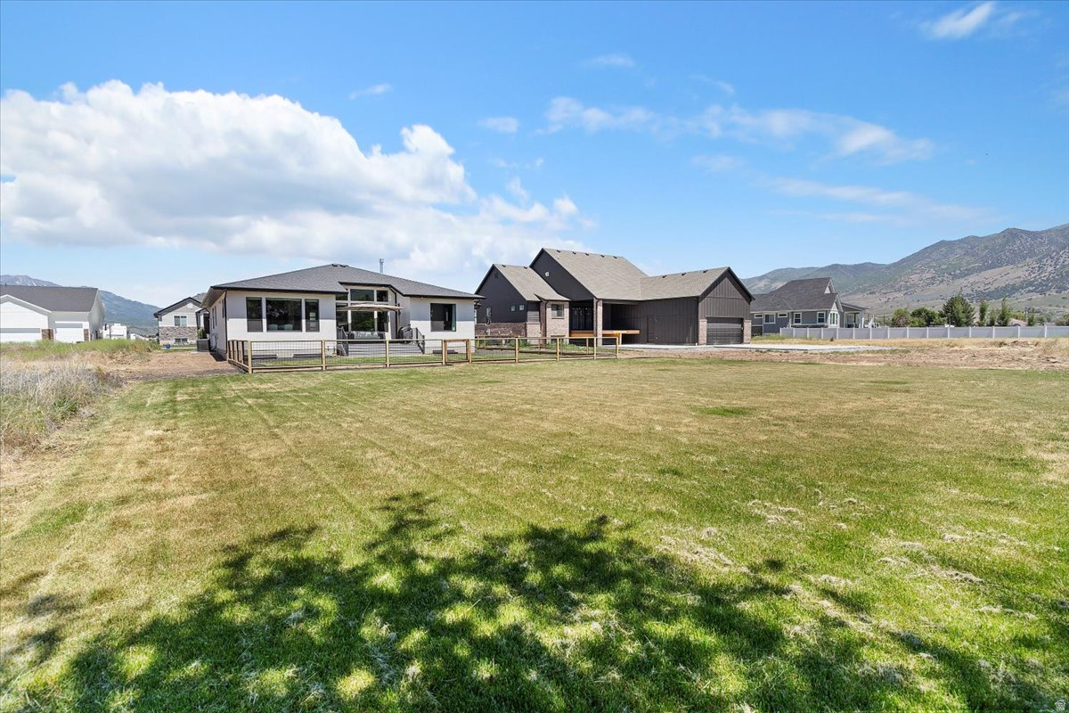 PHEASANT RUN - Residential