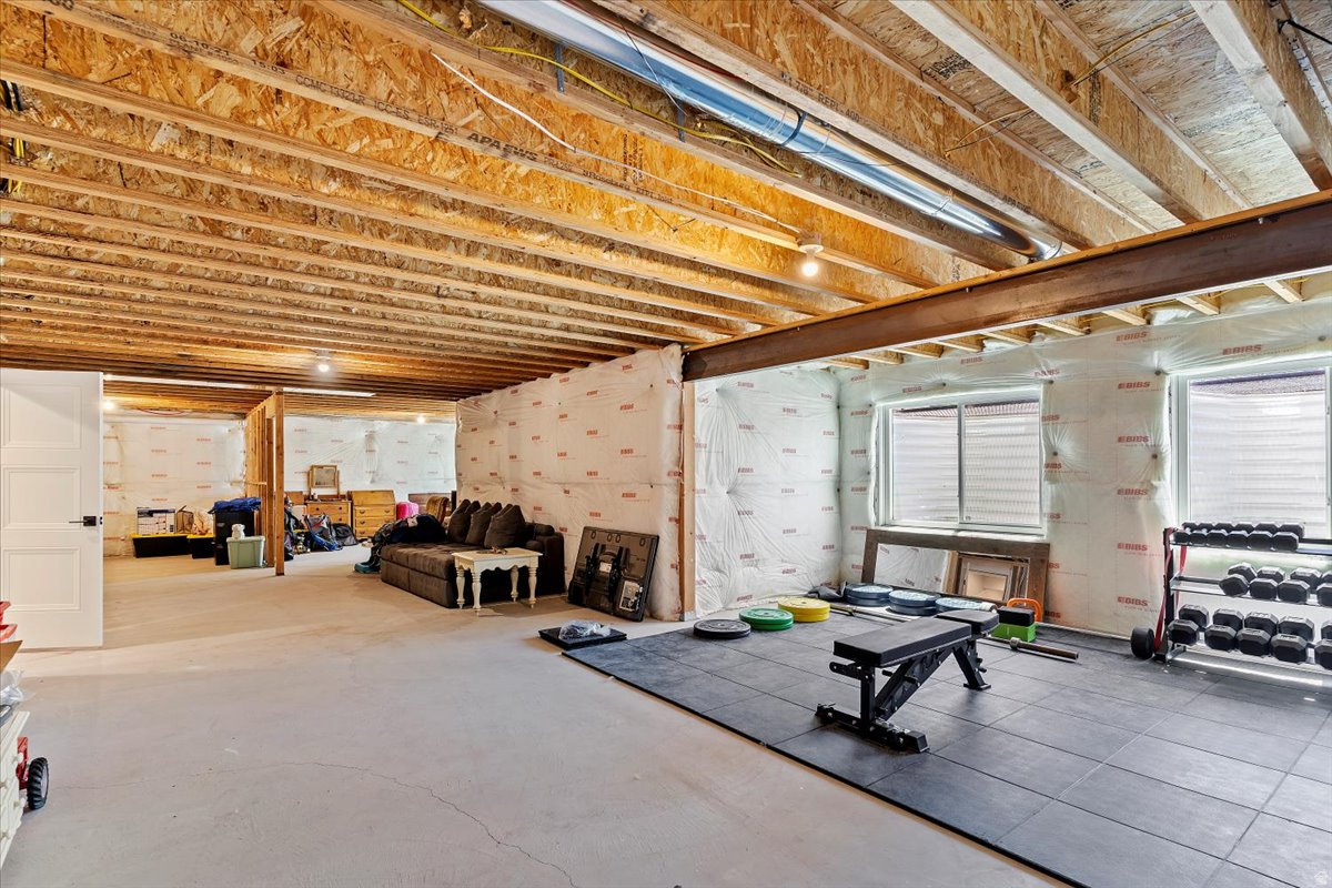 PHEASANT RUN - Residential