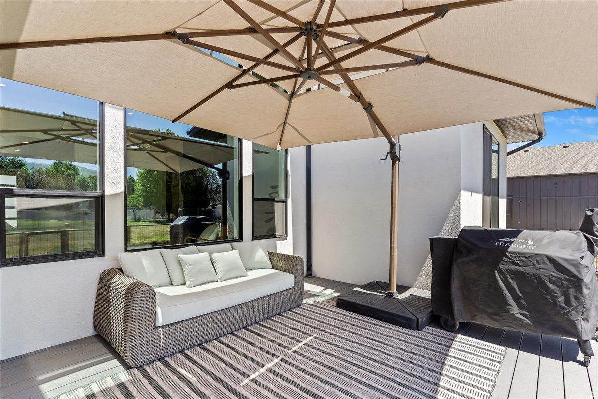 PHEASANT RUN - Residential