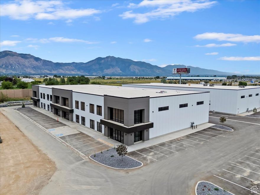 PREMIER FLEX SPACE IN NORTHERN UTAH | 5,500-22,000 SF  Available Now  Farr West Business Park offers premier Class A flex space with exceptional I-15 visibility and access. This new multi-building development features flexible suites from 5,500 to 22,000 SF (Total Available 49,500 SF) with high clear-height ceilings and 3-phase power available.  The business park provides ample parking and excellent truck circulation. Flexible configurations accommodate warehouse, manufacturing, distribution, or office/flex combinations. Multiple suites available for larger users.  Strategic location 30 minutes north of Salt Lake City with seamless northbound I-15/I-84 access and quick east-west connections through primary corridors. Ready for tenant improvements.