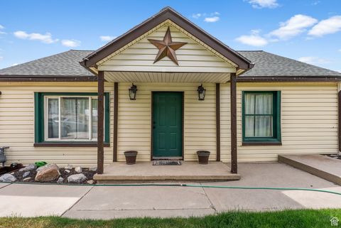Photo of 9547 N CANYON RD, Cedar Hills, UT 84062 (MLS # 2119465) Photo of 9547 N CANYON RD, Cedar Hills, UT 84062 (MLS # 2119465)