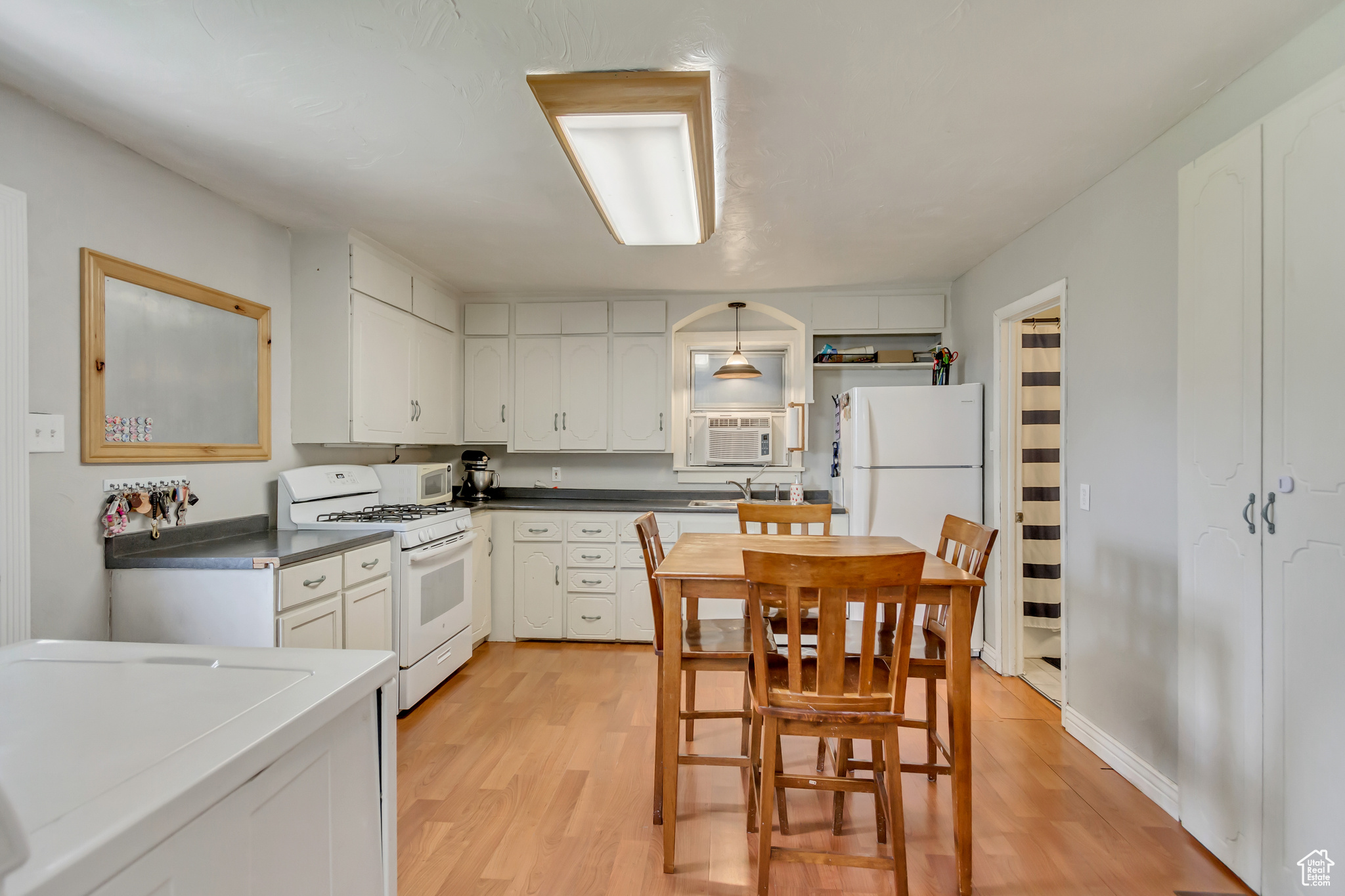 571 W 300, Payson, Utah image 4