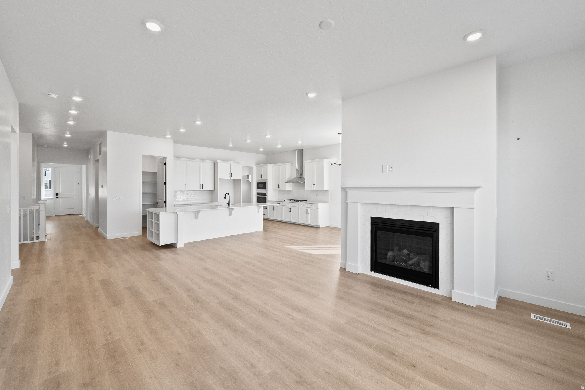 CANYON VIEW MEADOWS - Residential