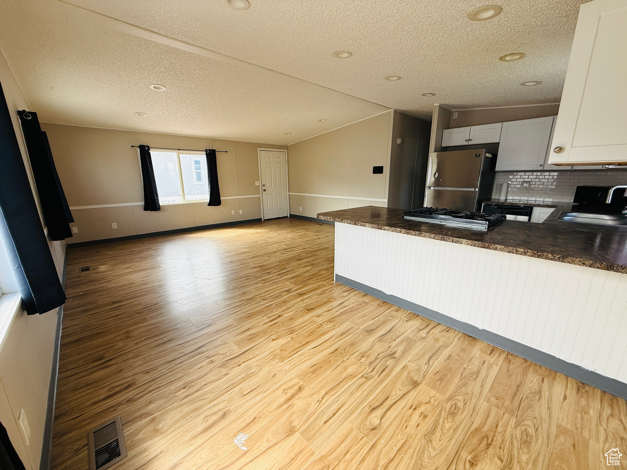 OVERPASS POINT MHC - Residential