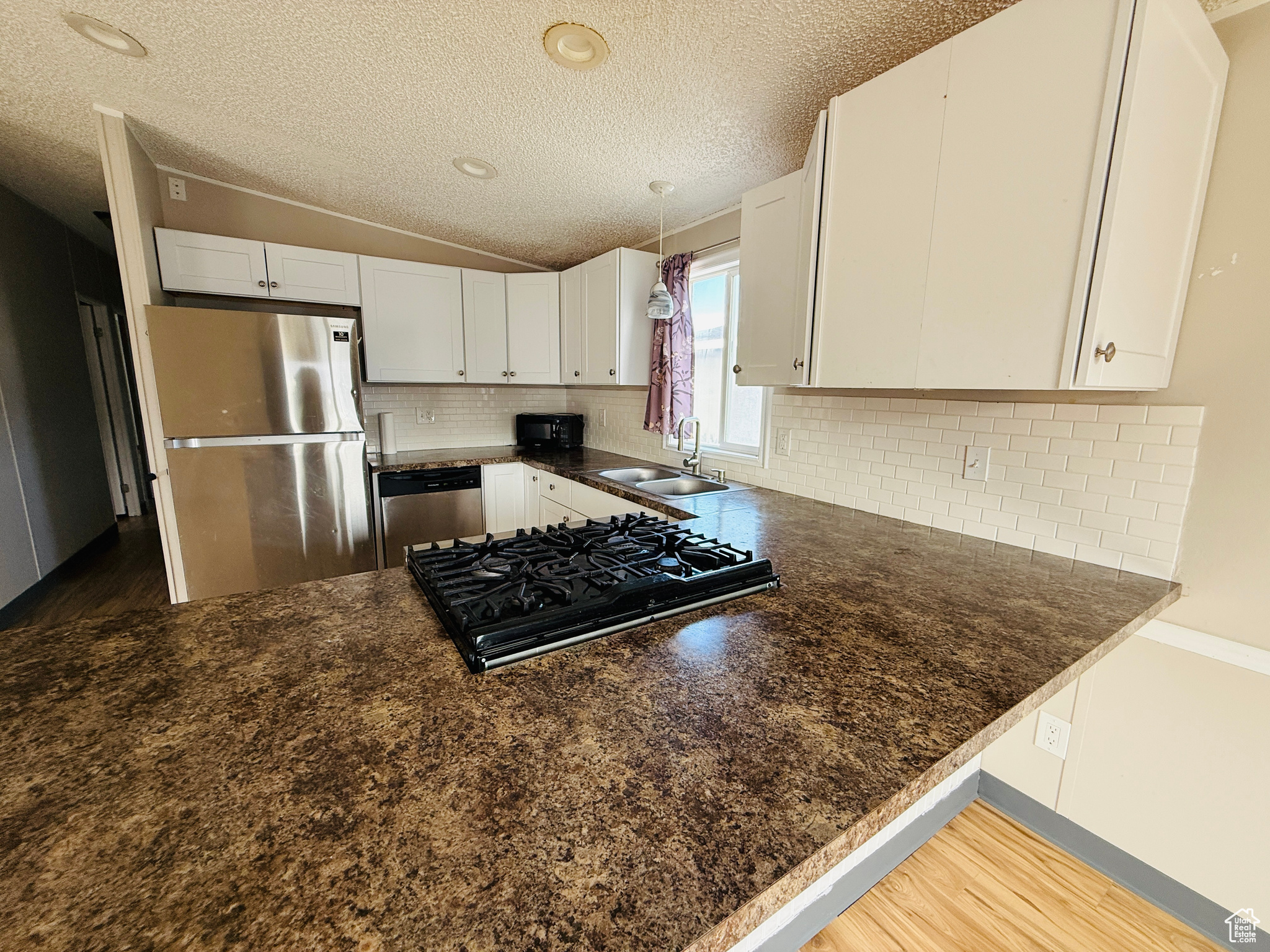 OVERPASS POINT MHC - Residential