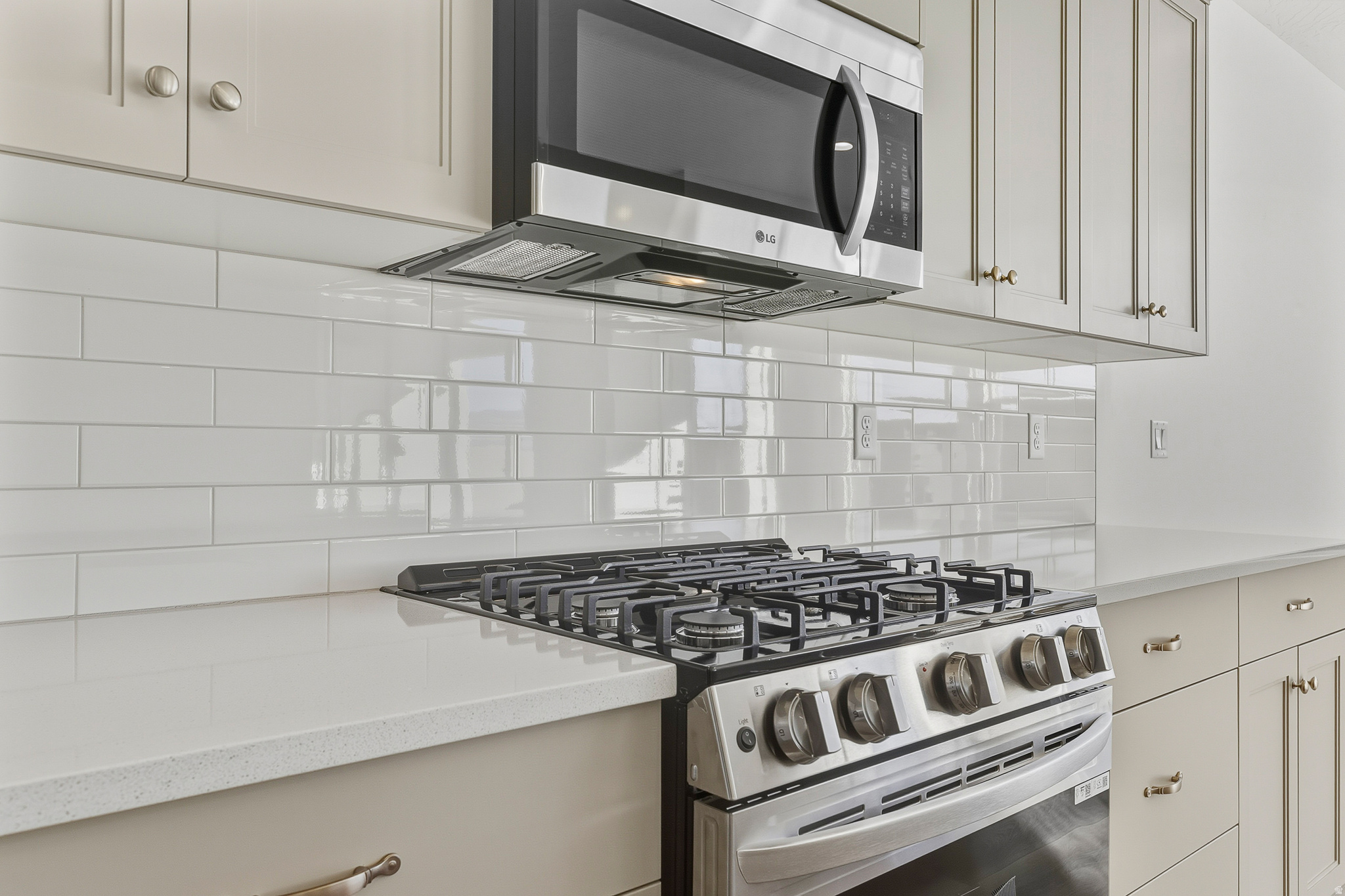 SAND POINT - Residential