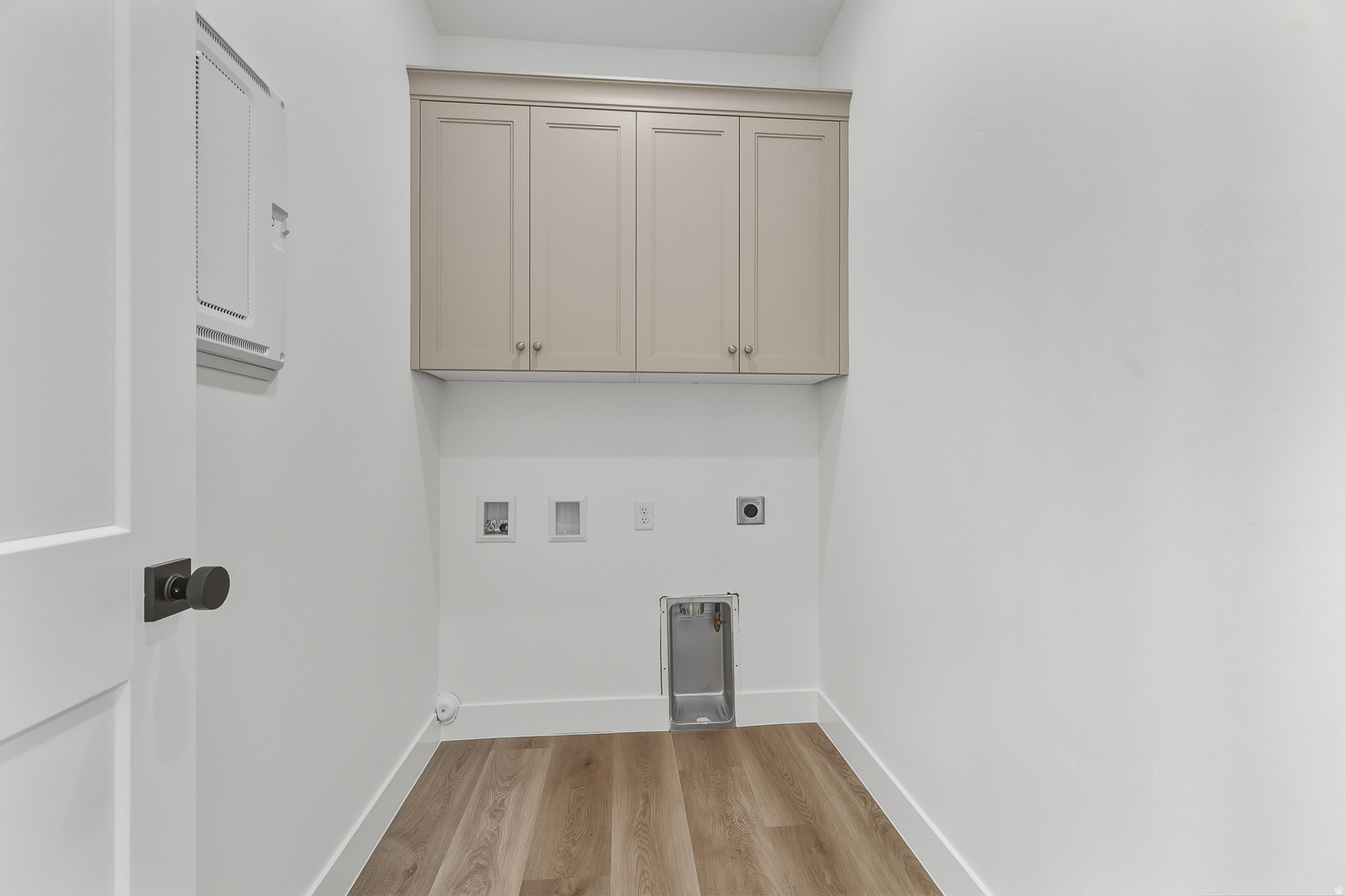 SAND POINT - Residential