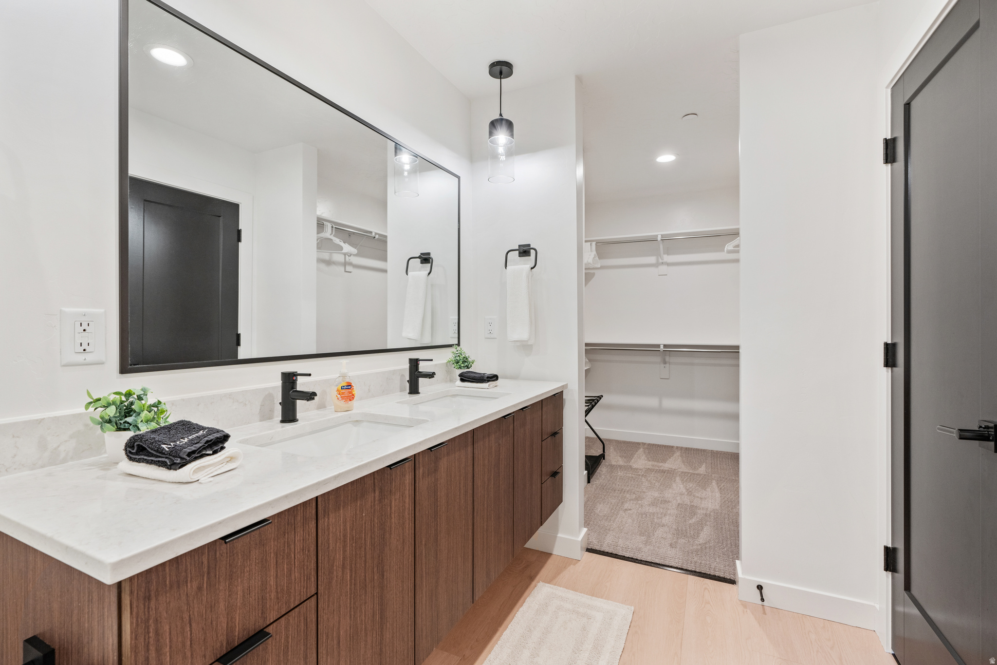 THE ABBIE - Residential